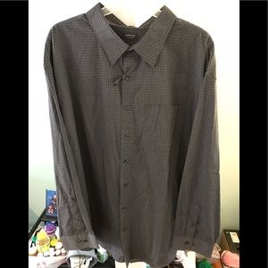 Big Men’s Arrow brand dress shirt, 4XL
